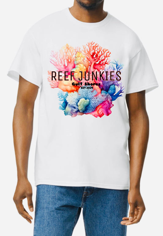 UNISEX REEF JUNKIES GRAPHIC TEE