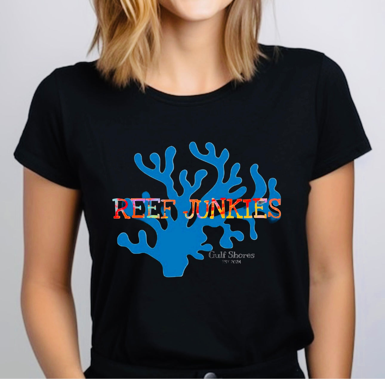 UNISEX REEF JUNKIES GRAPHIC TEE