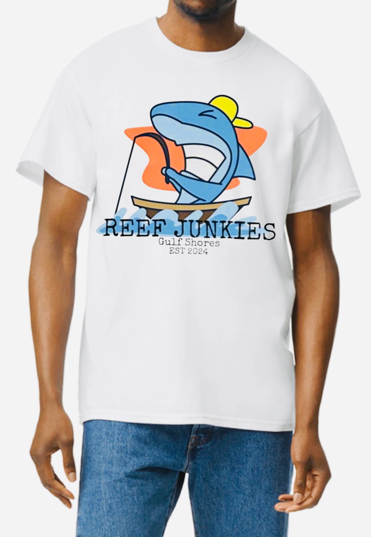 UNISEX REEF JUNKIES GRAPHIC TEE